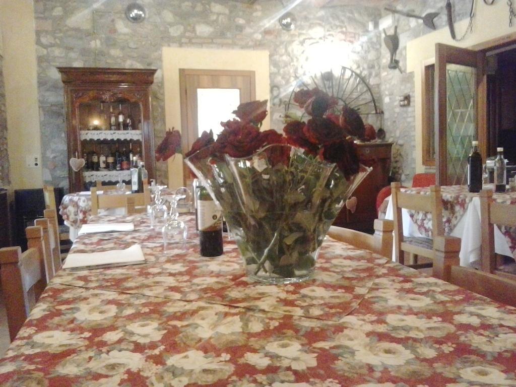Hotel Trattoria Milani Lonato del Garda Exterior foto