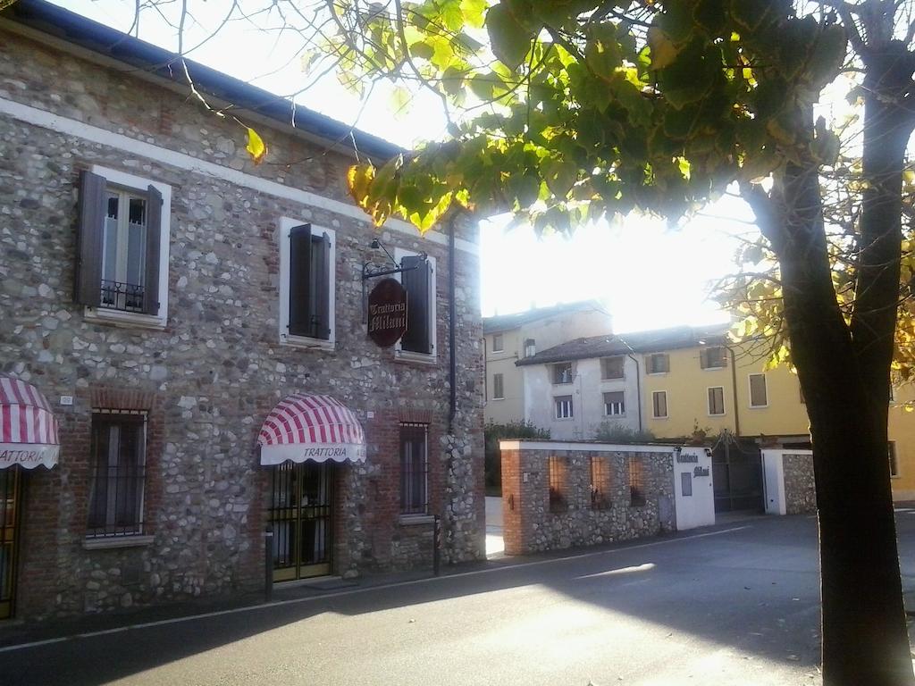 Hotel Trattoria Milani Lonato del Garda Exterior foto
